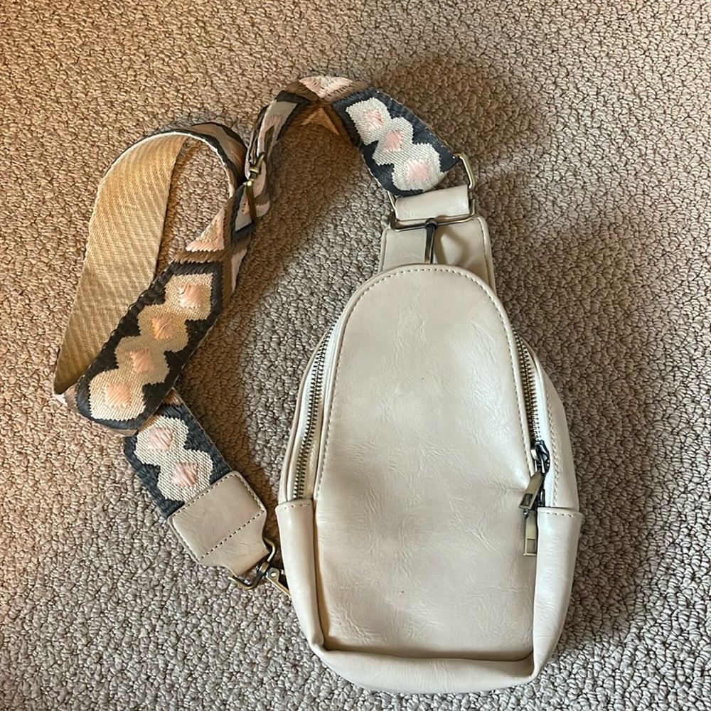 Crossbody purse